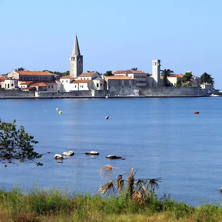 Apartamento With Parking Space - 25485 Poreč